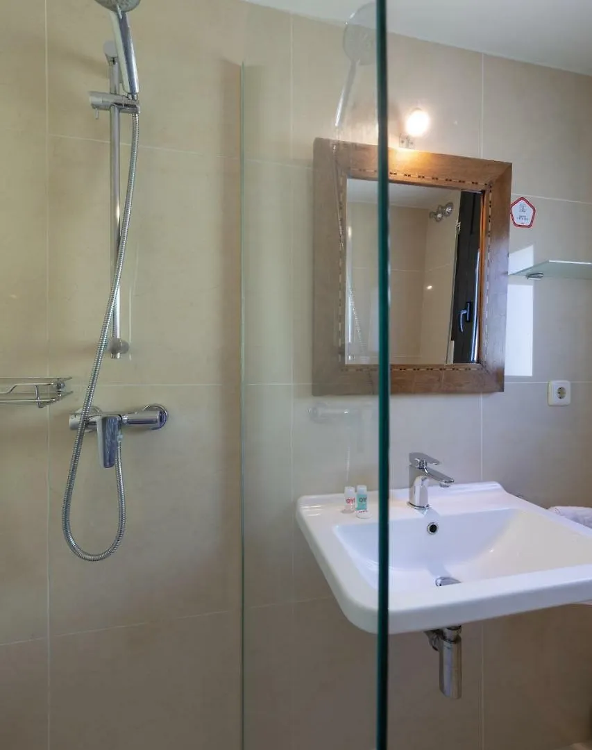 Hostal Alberana Verges 0*,  Spain